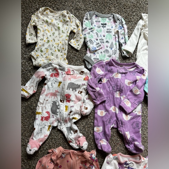 Newborn Baby Lot - 17 Pieces - Picture 2 of 7